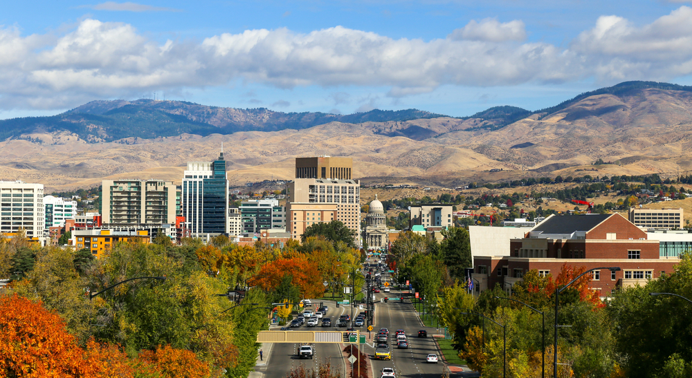 Moving to Treasure Valley: Essential Tips for New Residents