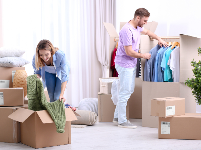 couple Moving their Wardrobe