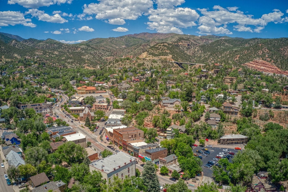 Moving to Manitou Springs, Colorado: What to Know