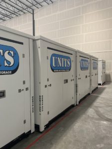 Units Moving & Portable storage brings the storage unit to you! Serving De Moines, IA  and surrounding areas