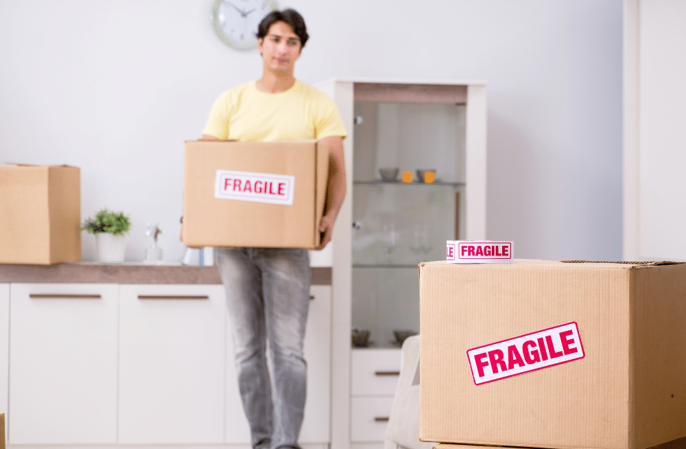 How to Pack Fragile Items with UNITS moving and portable storage of Detroit Michigan