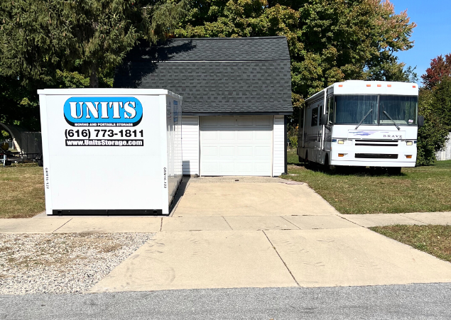 take your time with UNITS MOVING AND PORTABLE STORAGE OF GRAND RAPIDS MICHIGAN