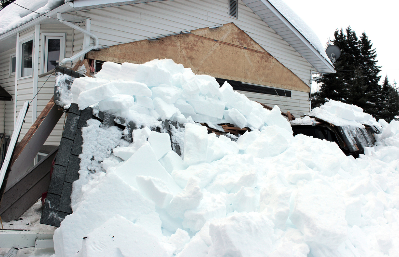 How Snowstorms Damage Homes
