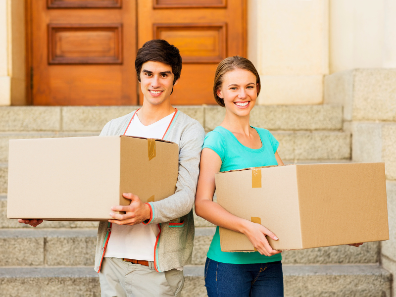 college students Moving to College