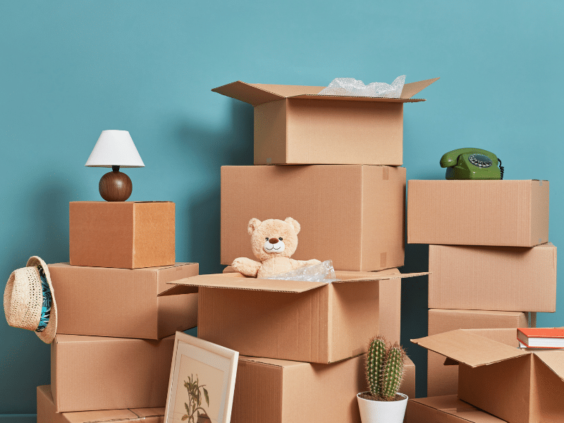 7 Powerful Decluttering Tips for a Stress-Free Move