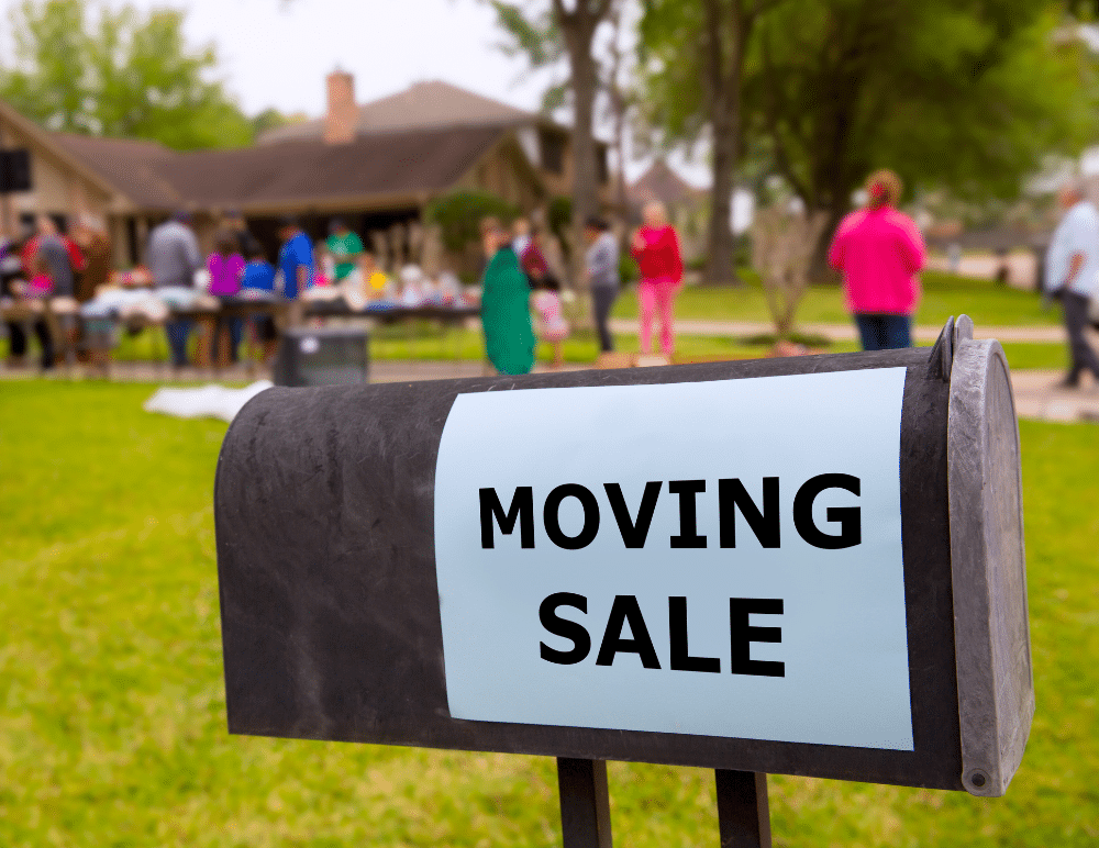 How to Hold a Successful Moving Sale