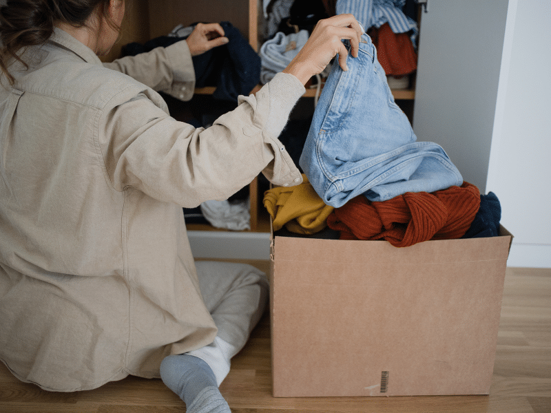 Simplifying Your Move: Mastering the Art of Pre-Move Decluttering
