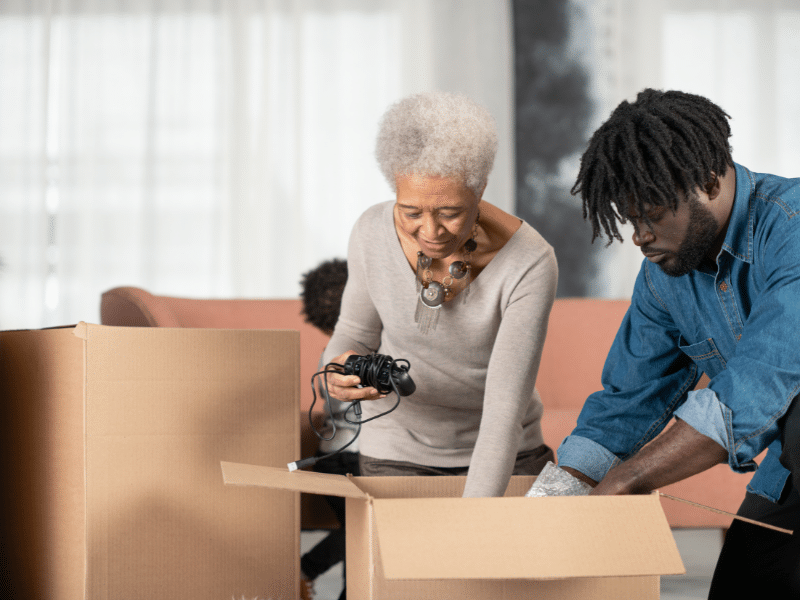 Moving Long-Distance With Your Elderly Parents