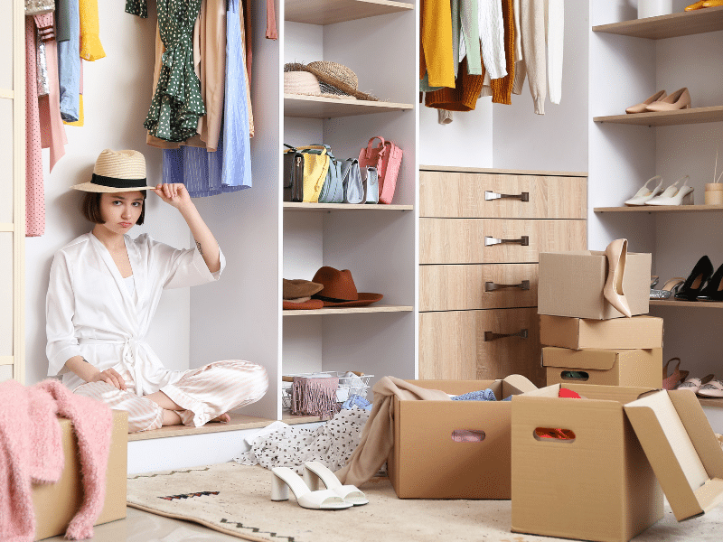 Transitioning Your Wardrobe: A Smooth Move to Your New Home