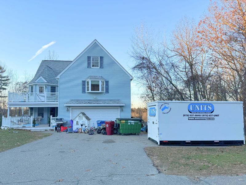 How Portable Storage Can Help With Winter Home Renovations