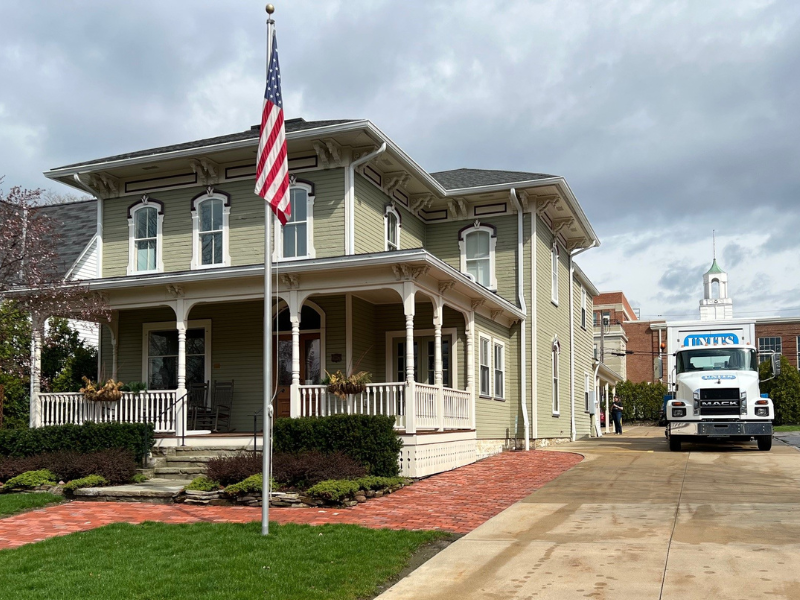 UNITS® Moving and Portable Storage Supports Chagrin Historical Society's Expansion Project