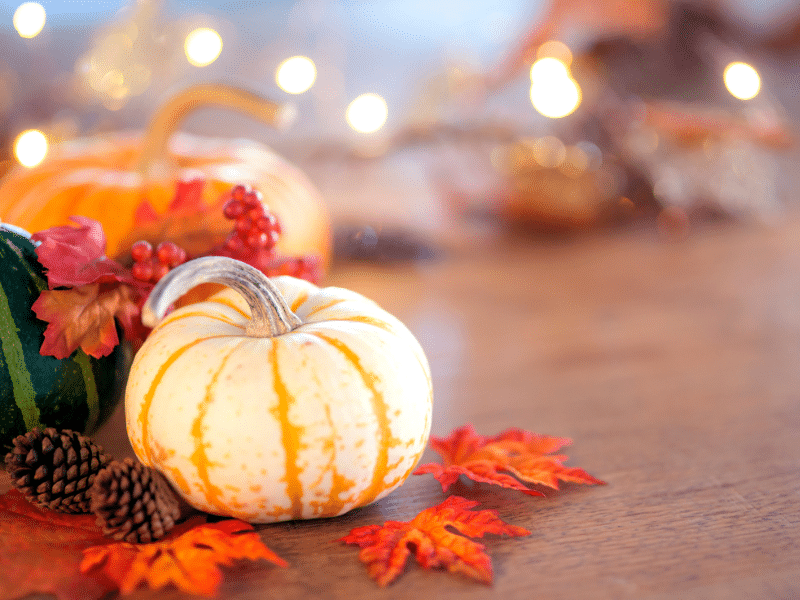 Tips for Decorating Your Office for Fall