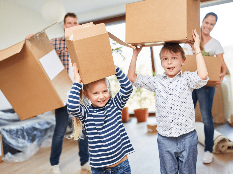 Moving With Kids: Strategies for a Smooth Transition