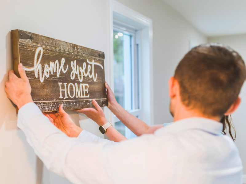 9 Tips for Settling Into a New Place