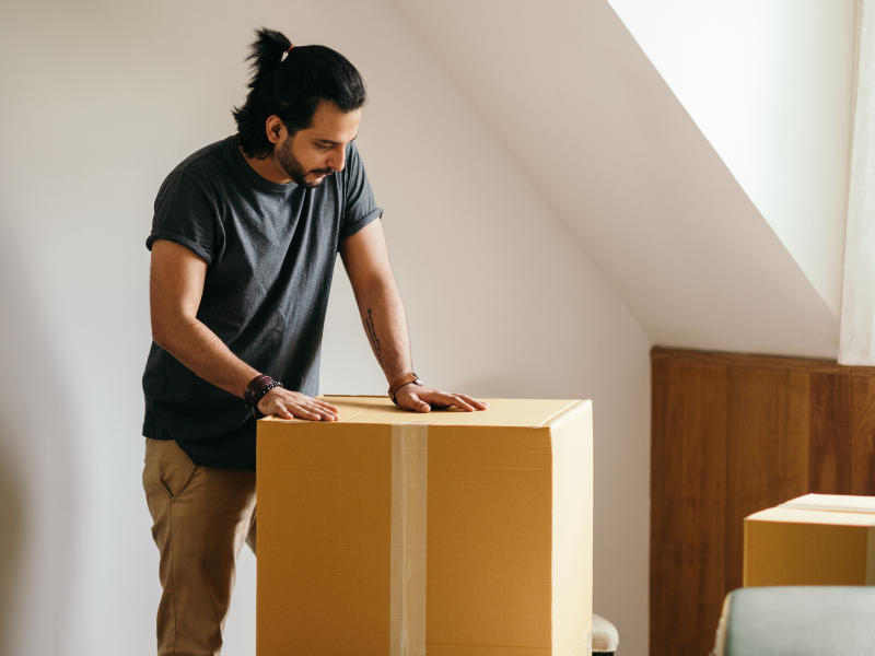 How to Pack Efficiently for a Fall Move