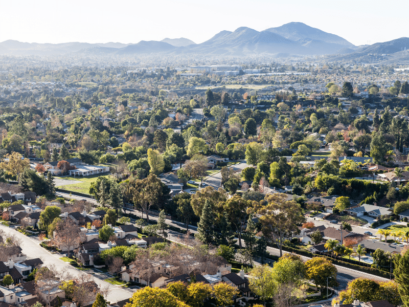 best neighborhoods in Thousand Oaks, California, for families