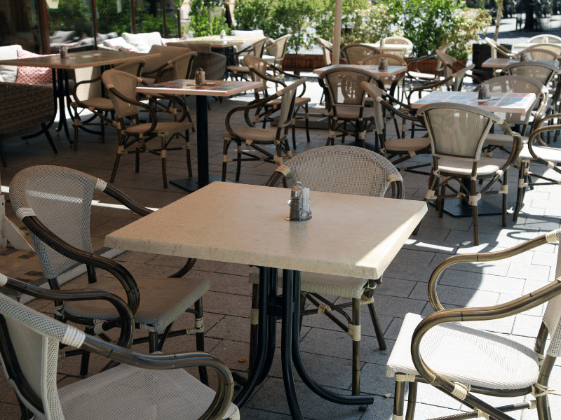 Streamline Your Restaurant’s Fall Outdoor Furniture Storage With UNITS